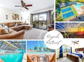 Pointe Royale 52-7, Golf, Indoor and Outdoor Pools