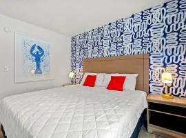 Cabana Beach #4 Condo Steps from the Beach