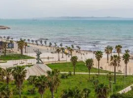 Seaside Escape 3 Bedrooms with Grand Terrace