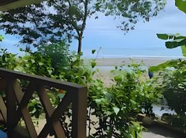 Eco caba&ntilde;a Frente al Mar & Para&iacute;so en "Nuqu&iacute; ", campamento en Termales - agua caliente - nuqui