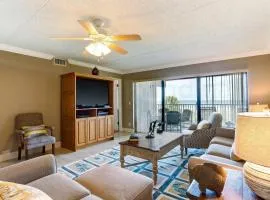 Oceanview Condo w Deck