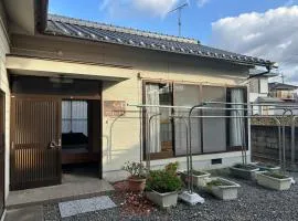 木の家ゲストハウス松山本館