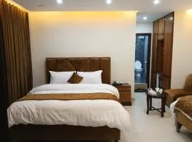 Osama's Room for Rent