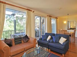 Villa 2br Petit Verdot Villa located within Cypress Lakes Resort, hotel a Pokolbin