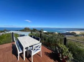 Aperture - 3-bedrooms house with Stunning Views framing your Escape!