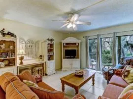 DogFriendly Beachwood Condo