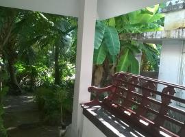 Coconut Grove, hotel in Cochin