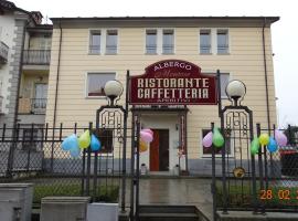 Albergo Ristorante Montoso, hotel v destinaci Bagnolo Piemonte
