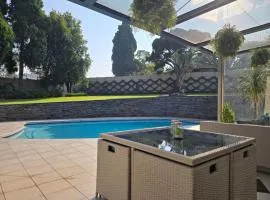 Fine Garden Suites