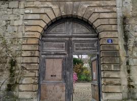 Irène, khách sạn ở Senlis