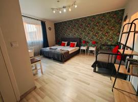 7th Room Guest House, hotel v Osvětimi