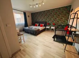7th Room Guest House