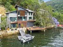 Berowra Waters Glass House