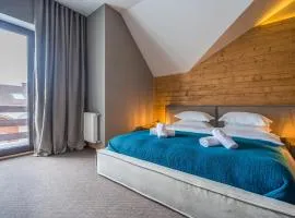 Aurora Peak Luxury Suites
