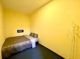 Lee's House