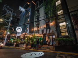 Mad Monkey Manila, hostel in Manila