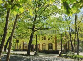Landhotel Gustav, vacation rental in Beelitz Heilstätten