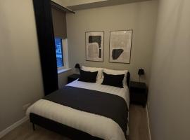 Skene Square 1 bedroom, hotel in Aberdeen