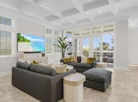 260 Coastal Luxe Retreat- 5BD 4,5BA, Pool & Spa, Water Views home