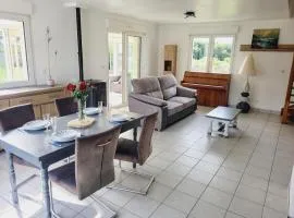 Family Home Between Land Sea Maison Familial Entre Terre et Mer Avec piscine