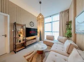 1BR Best Apartment in Sharjah - Sands of Aravia