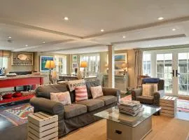 Finest Retreats - St Eval School House