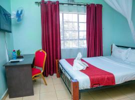 Museum View Hotel Kisumu，位于基苏木的带停车场的酒店