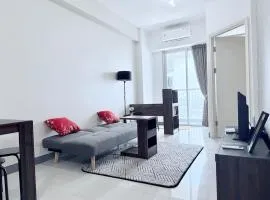 Benson 2 BR & 1 Pakuwon mall for 5 peoples stay