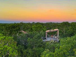 Treehouse Tulum H2Ojos, campsite in Tulum