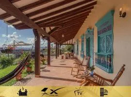 Vista Bonita - Hacienda Guatape