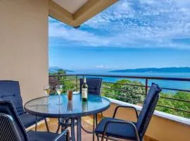 House ALANIS wtih sea view in quiet location