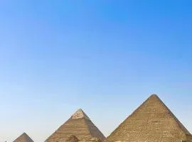 Mak Pyramids View