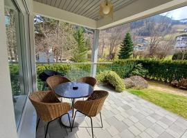 Falcon Lodge Kaprun Kitzsteinhorn - Steinbock Lodges, βίλα στο Kaprun