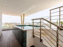 YAMAS Urban Living Platinum 77 Penthouse