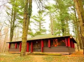 Unique Cabin Vacation Rental for Large Groups on the coast of Lake Michigan near Saugatuck, Michigan