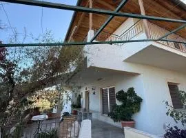 Sea View House A