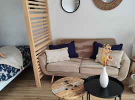 La pause bretonne, hotel con estacionamiento en Qu&eacute;ven