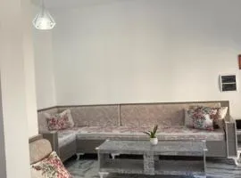 Logement moderne, près de la mer