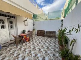 Cosy Ground Floor Studio with Terrace