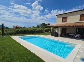 Vila Eva Marezige Koper