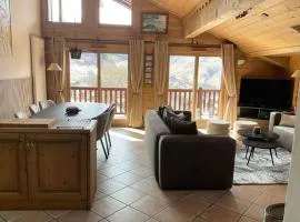 Spacieux chalet 8 pers avec piscine, spa et pied des pistes - 3 étoiles Atout France - FR-1-461-21