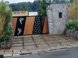 Footprints - Kinigi