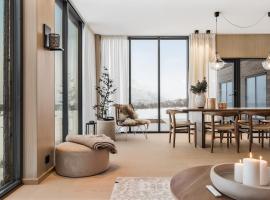 Lofoten luxury with seaview sauna and jacuzzi, luxury hotel in Kleppstad