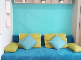Квартира студія в центрі міста Філармонія, hotel v destinaci Chmelnyckyj