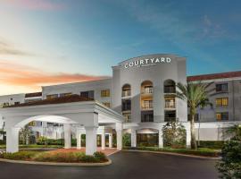 Courtyard by Marriott Stuart, hótel í Stuart