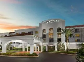 Courtyard by Marriott Stuart
