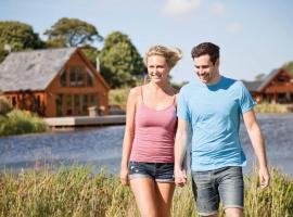 Anglesey Lakeside Lodges, ξενοδοχείο σε Menai Bridge