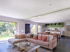 Apartment on Constantia wine route