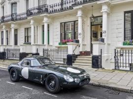 Vancouver Hotel and Studios, Hotel in London