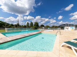 Camping Paradis Vallée du Lot, glamping site in Pujols